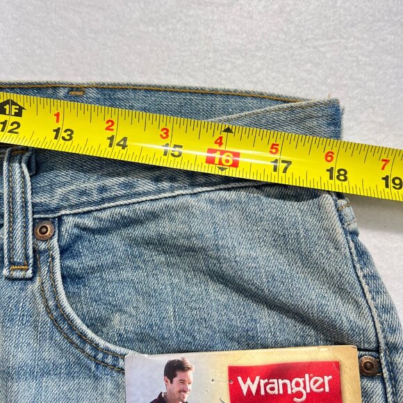 Wrangler Men's Premium Denim Relaxed Fit Blue Denim Jeans 36x29 Straight Leg NWT - Picture 8 of 11